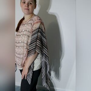 Women's Pink & Gray Flowy Top